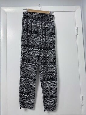 Ambiance Apparel Black & White Printed Skirt